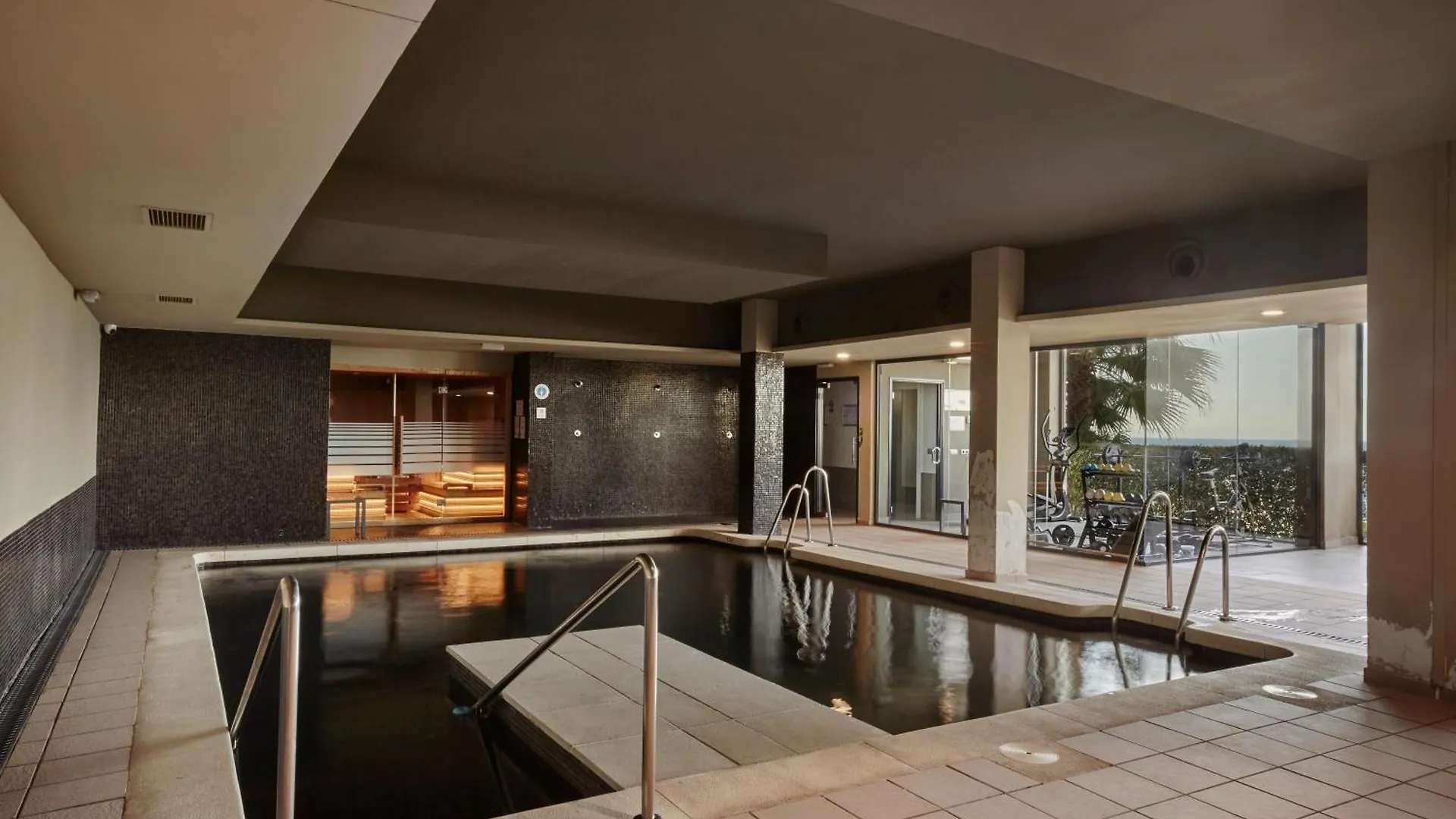 Blue Mediterranean Sea & Spa Suite スペイン